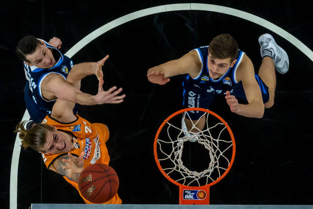 之巅的传奇 之巅的传奇