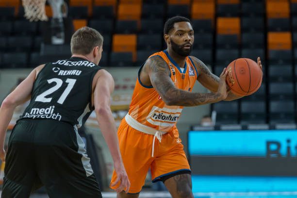 闪击破门 闪击破门